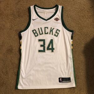 Milwaukee Bucks Giannis Antetekounmpo Jersey